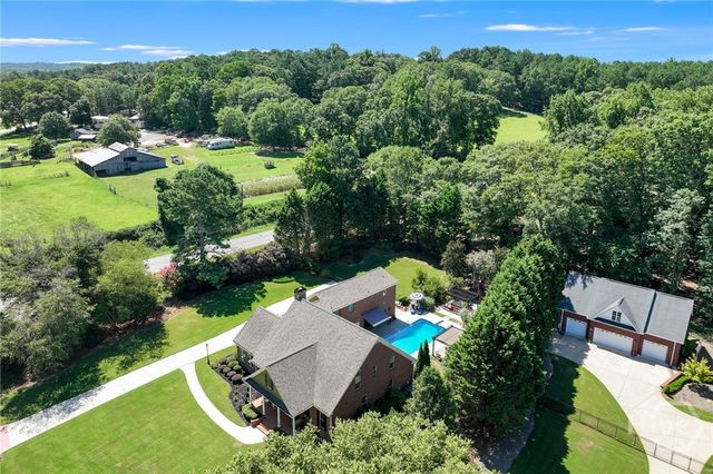 1885 Silver Oak Drive, Bethlehem, GA 30620