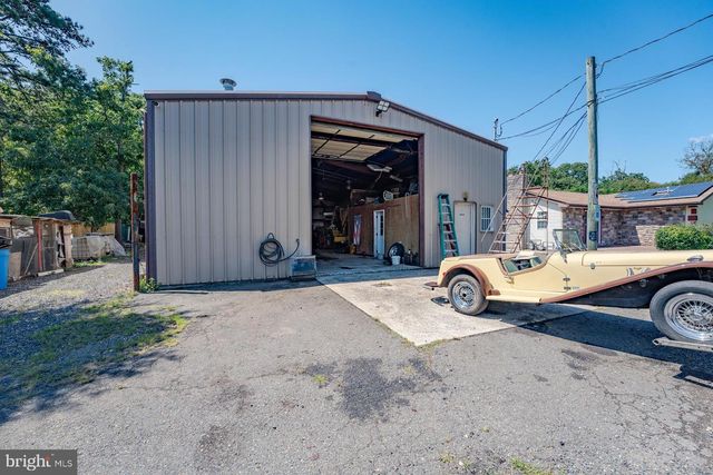 6529 DELILAH RD, Egg Harbor Twp, NJ 08234