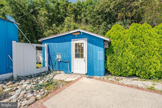 6529 DELILAH RD, Egg Harbor Twp, NJ 08234