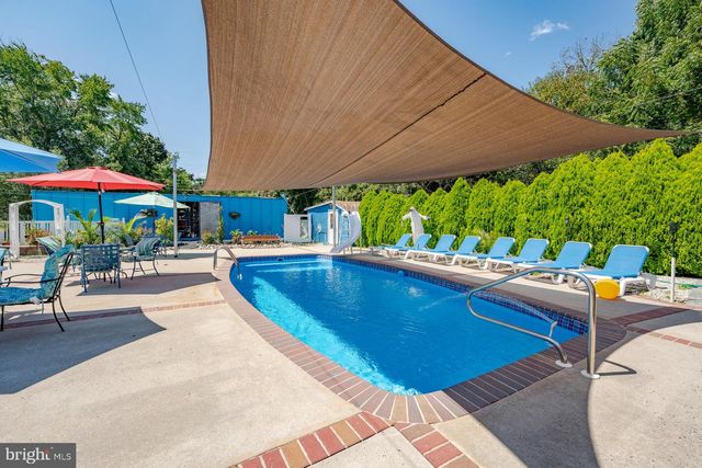 6529 DELILAH RD, Egg Harbor Twp, NJ 08234