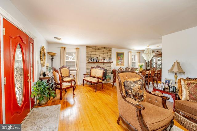 6529 DELILAH RD, Egg Harbor Twp, NJ 08234