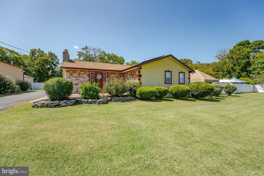 6529 DELILAH RD, Egg Harbor Twp, NJ 08234