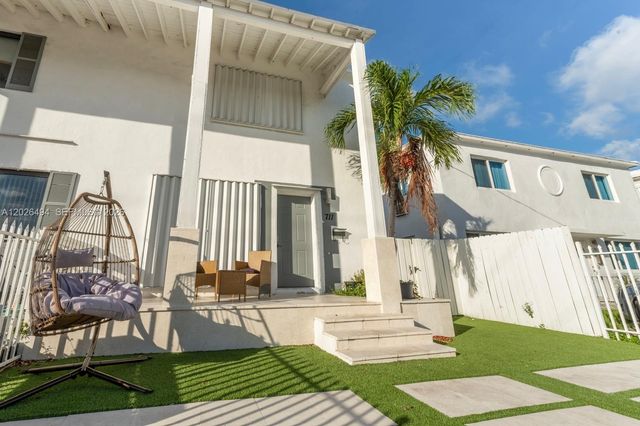 711 85th Street, Miami Beach, FL 33141