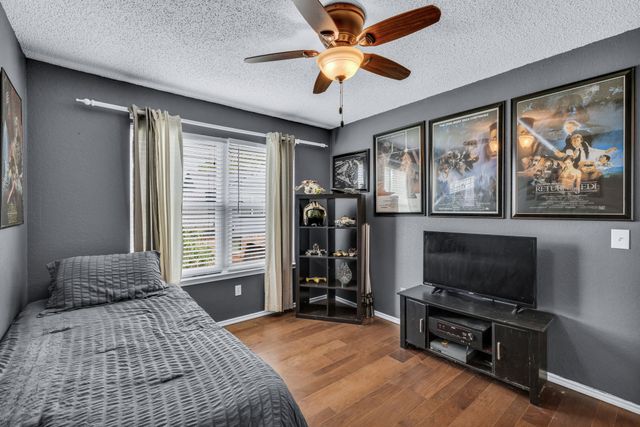 720 Bridget Way, Hurst, TX 76054