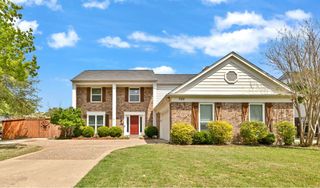 720 Bridget Way, Hurst, TX 76054