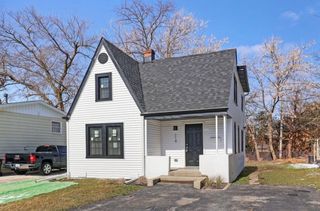 114 Beachview Drive, Round Lake Beach, IL 60073