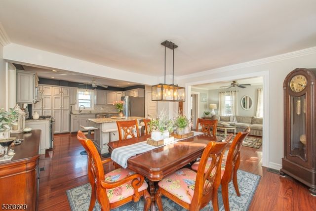 16 Hope Rd, Parsippany-troy Hills Twp., NJ 07878