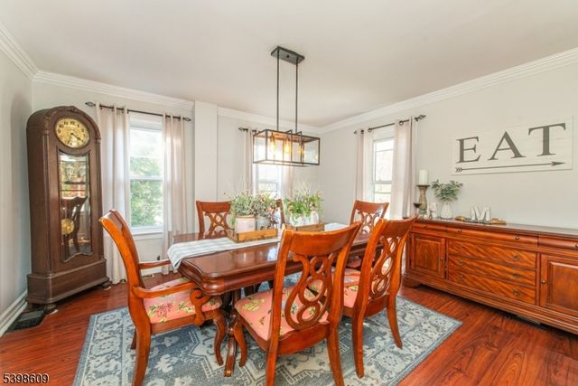 16 Hope Rd, Parsippany-troy Hills Twp., NJ 07878