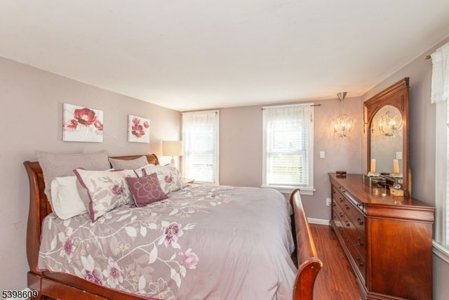 16 Hope Rd, Parsippany-troy Hills Twp., NJ 07878