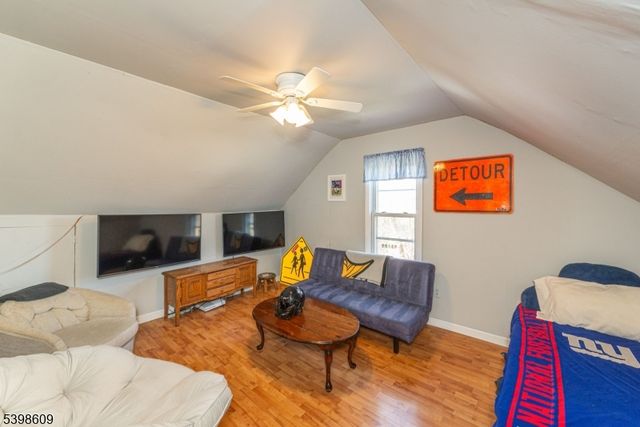 16 Hope Rd, Parsippany-troy Hills Twp., NJ 07878