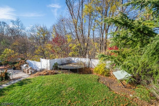 16 Hope Rd, Parsippany-troy Hills Twp., NJ 07878