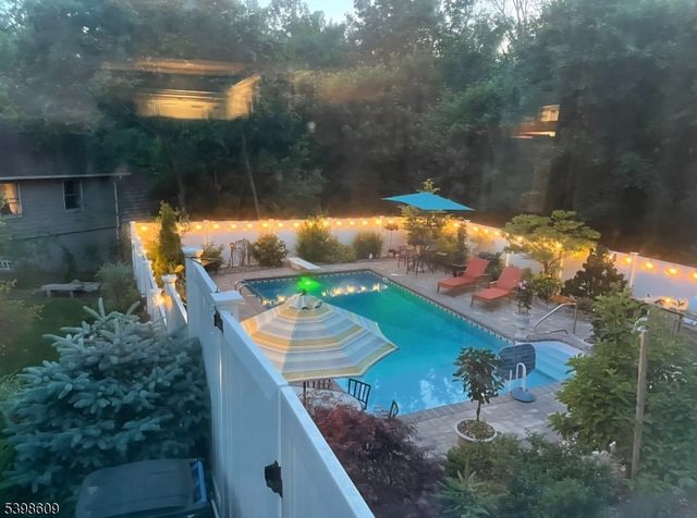 16 Hope Rd, Parsippany-troy Hills Twp., NJ 07878