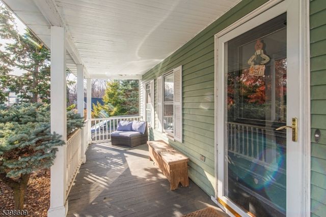 16 Hope Rd, Parsippany-troy Hills Twp., NJ 07878