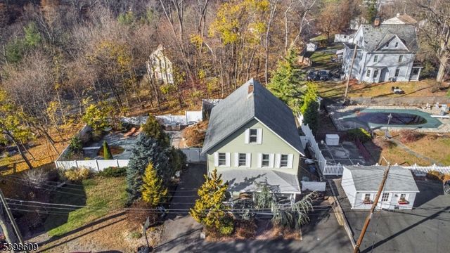 16 Hope Rd, Parsippany-troy Hills Twp., NJ 07878