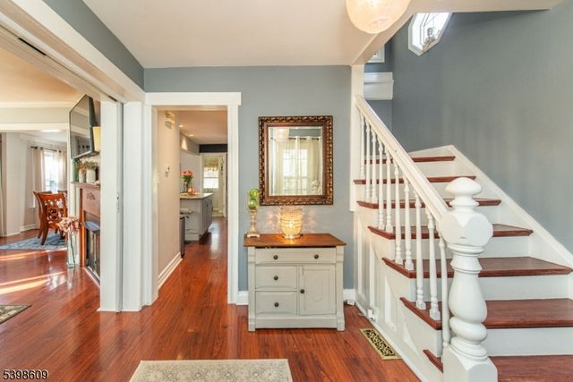 16 Hope Rd, Parsippany-troy Hills Twp., NJ 07878