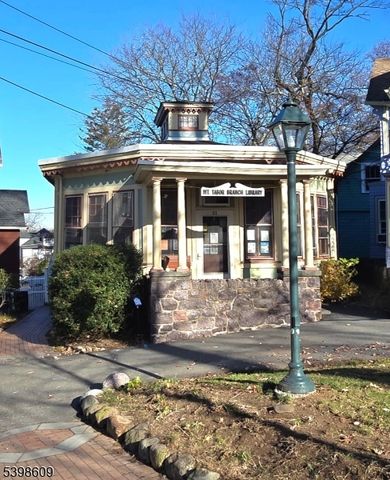 16 Hope Rd, Parsippany-troy Hills Twp., NJ 07878