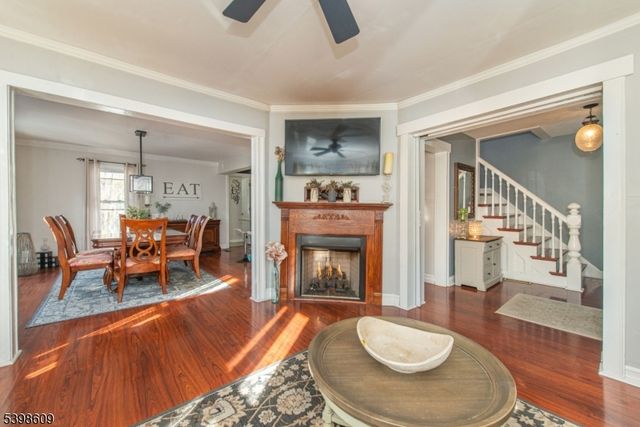 16 Hope Rd, Parsippany-troy Hills Twp., NJ 07878