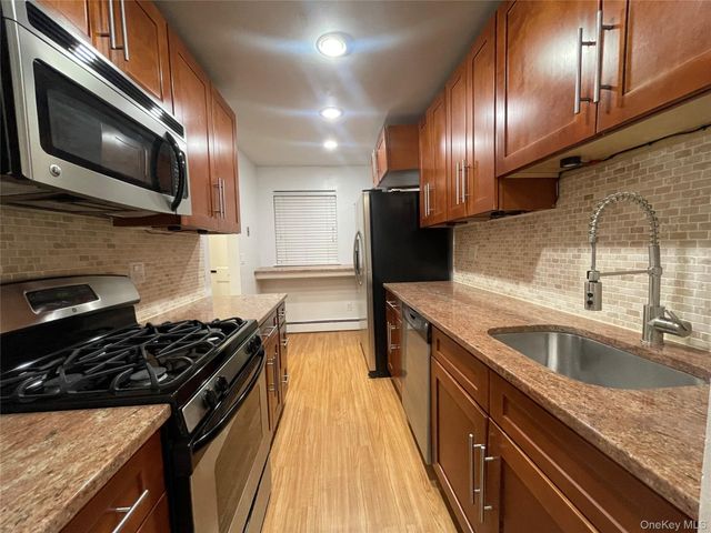 150 Glenwood Avenue H3, Yonkers, NY 10703