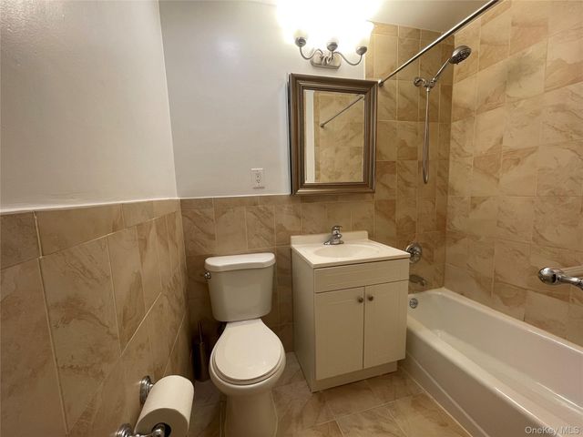 150 Glenwood Avenue H3, Yonkers, NY 10703