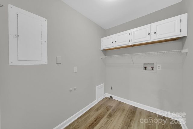 13824 Queens Harbor Road H, Charlotte, NC 28278