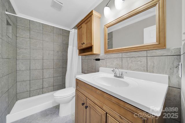 13824 Queens Harbor Road H, Charlotte, NC 28278