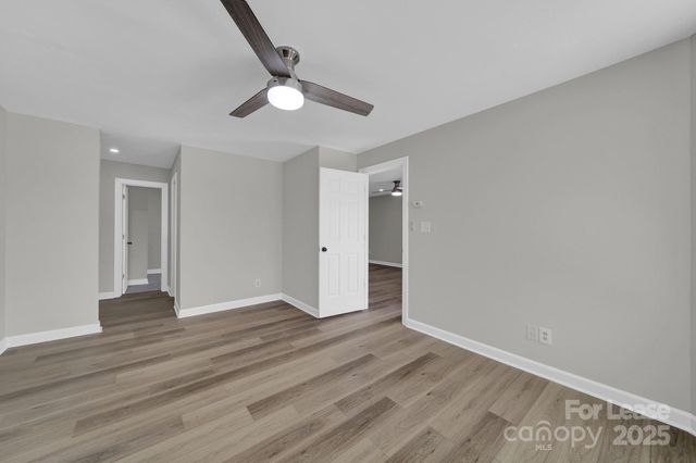 13824 Queens Harbor Road H, Charlotte, NC 28278