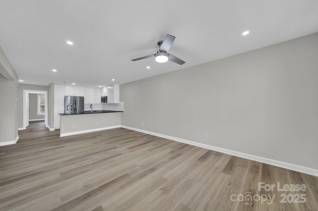 13824 Queens Harbor Road H, Charlotte, NC 28278