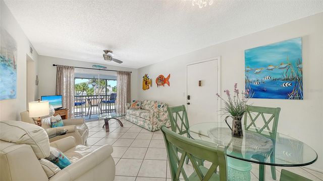 5641 MIDNIGHT PASS ROAD 902, Sarasota, FL 34242