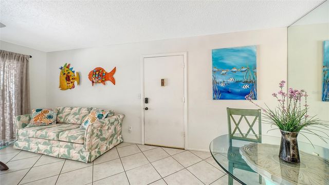 5641 MIDNIGHT PASS ROAD 902, Sarasota, FL 34242