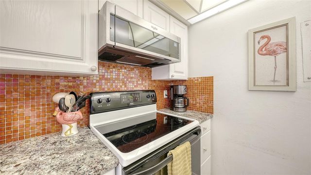 5641 MIDNIGHT PASS ROAD 902, Sarasota, FL 34242