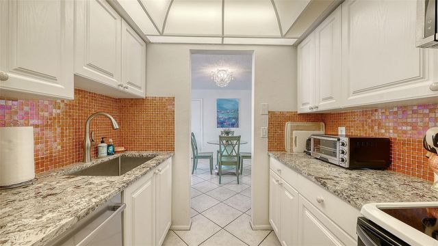 5641 MIDNIGHT PASS ROAD 902, Sarasota, FL 34242