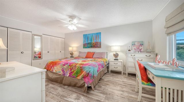 5641 MIDNIGHT PASS ROAD 902, Sarasota, FL 34242