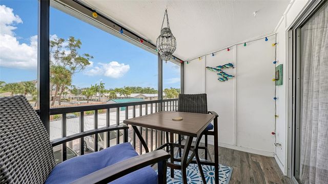 5641 MIDNIGHT PASS ROAD 902, Sarasota, FL 34242