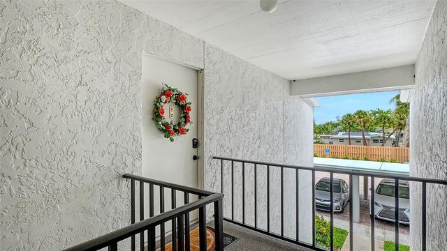 5641 MIDNIGHT PASS ROAD 902, Sarasota, FL 34242