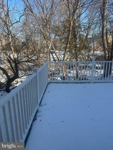 278 ELM CT, North Wales, PA 19454