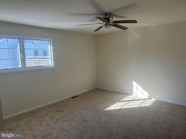 278 ELM CT, North Wales, PA 19454