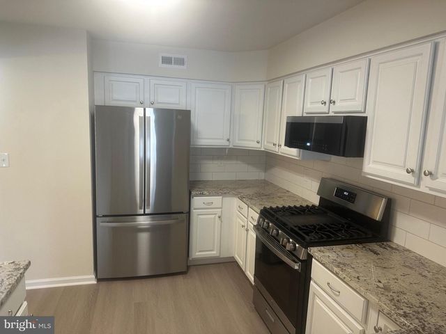 278 ELM CT, North Wales, PA 19454