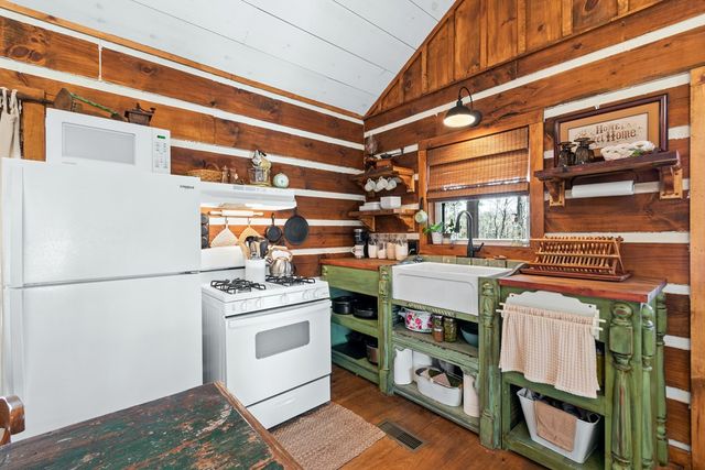 4011 Murphy Hwy, Mineral Bluff, GA 30559