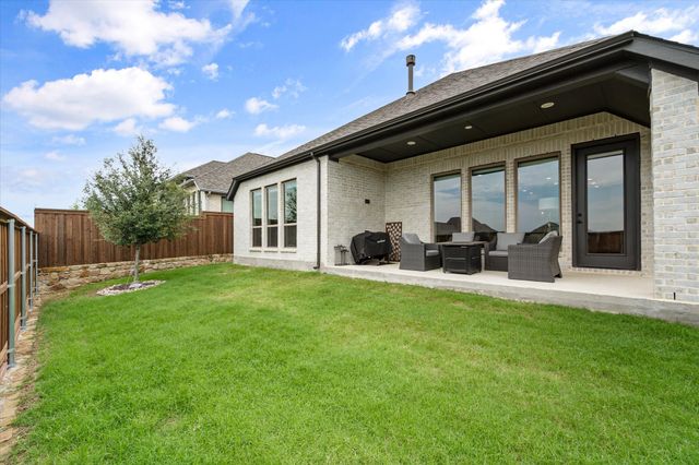 121 Tierra Blanca Lane, Rhome, TX 76078
