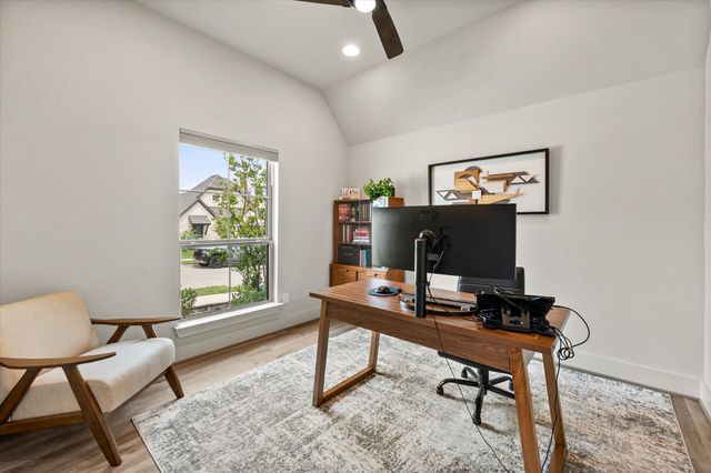121 Tierra Blanca Lane, Rhome, TX 76078