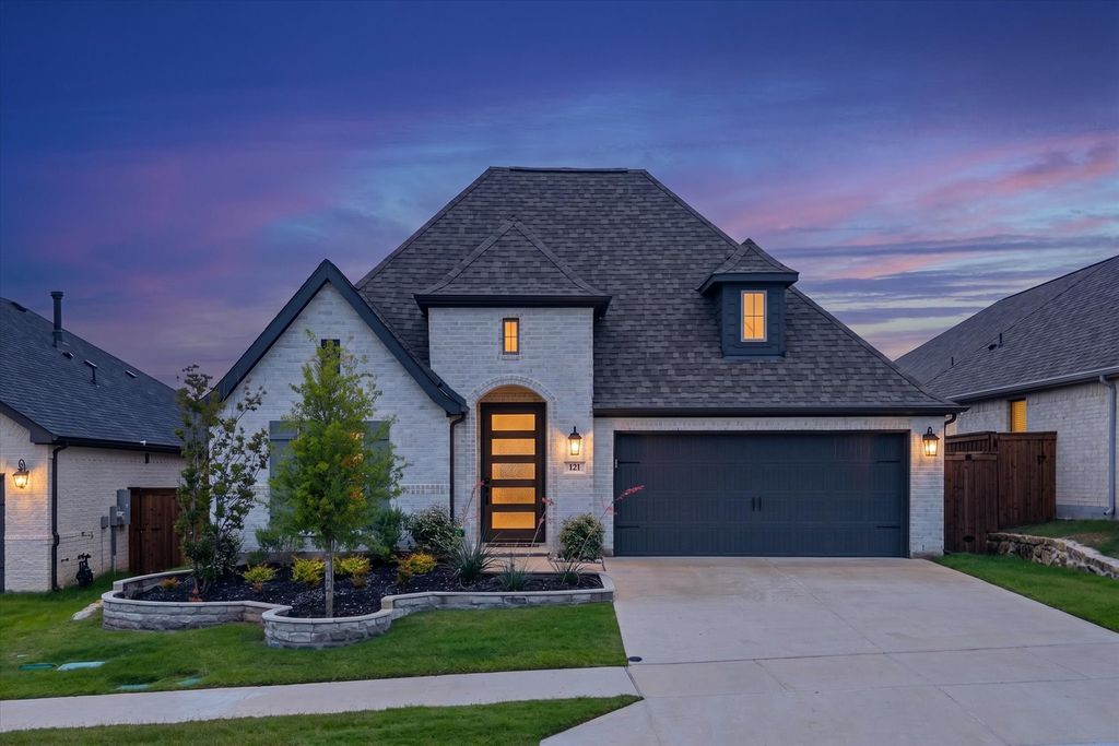 121 Tierra Blanca Lane, Rhome, TX 76078