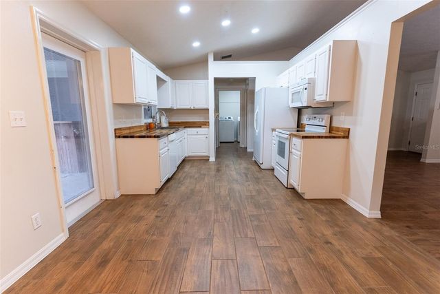 10 HEMLOCK COURT PASS, Ocala, FL 34472