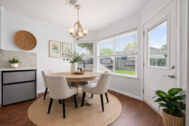 10406 Comanche Springs Court, Houston, TX 77095