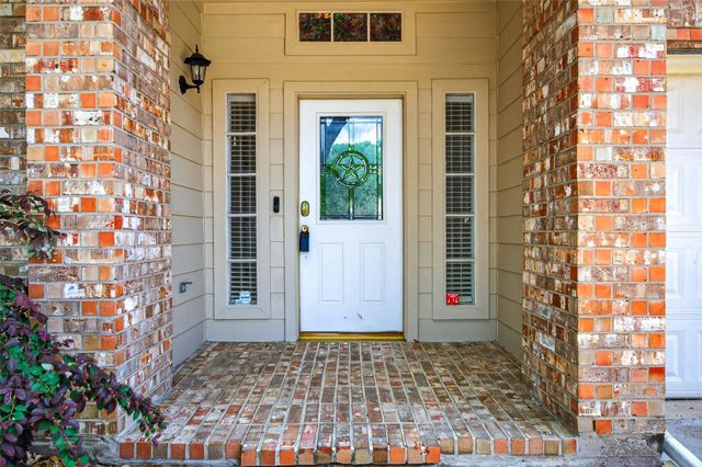 10406 Comanche Springs Court, Houston, TX 77095