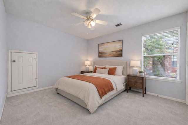 10406 Comanche Springs Court, Houston, TX 77095