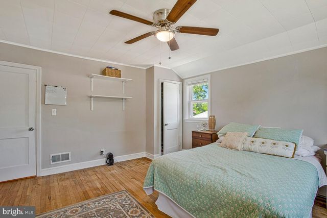 8438 OAKLEIGH RD, Baltimore, MD 21234