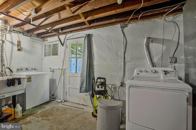 8438 OAKLEIGH RD, Baltimore, MD 21234