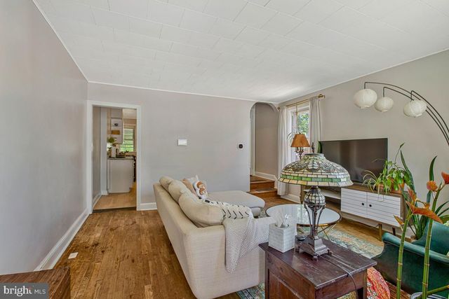 8438 OAKLEIGH RD, Baltimore, MD 21234