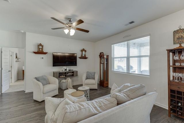 161 Canyon Ferry Way, Hoschton, GA 30548