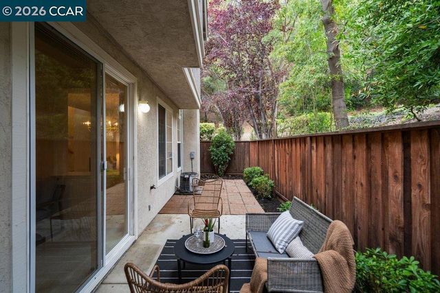 10780 Ruthven Ln, Dublin, CA 94568